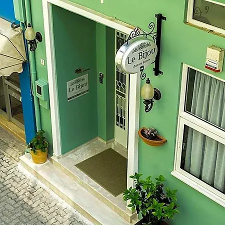 Le Bijou Luxury & מלון וריה