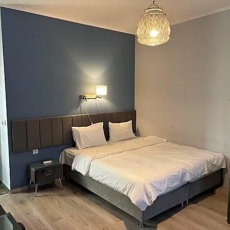 Le Bijou Luxury & וריה